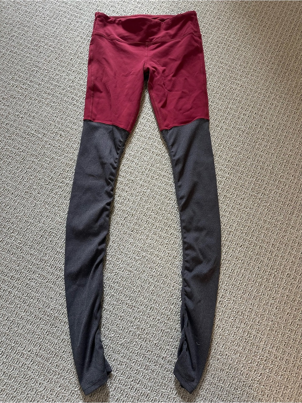 Alo Yoga Goddess Ribbed Leggings Burgundy/Gray Size M